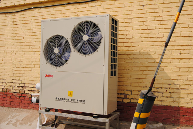 北京国槐大街147号空气源热泵安装实拍 北京国槐大街147号空气源热泵安装实拍