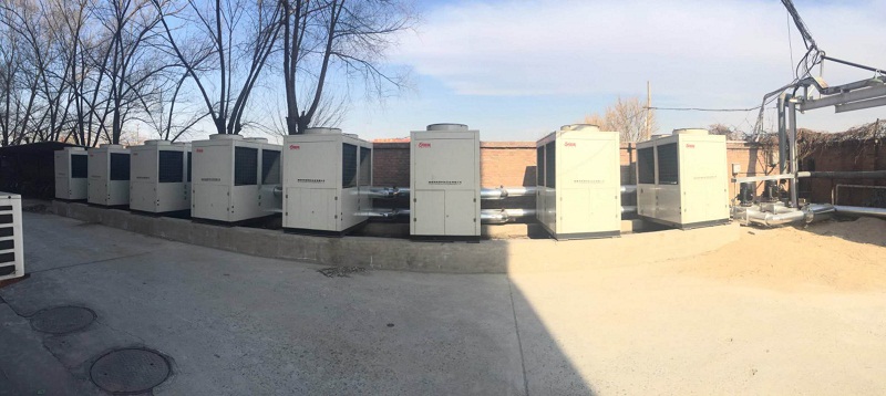 空气源热泵机组全景实拍 空气源热泵机组全景实拍