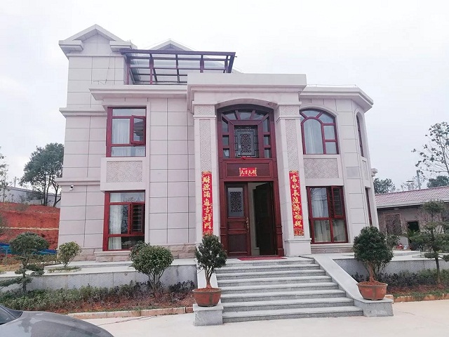 株洲别墅空气源热泵机组外景实拍 株洲别墅空气源热泵机组外景实拍